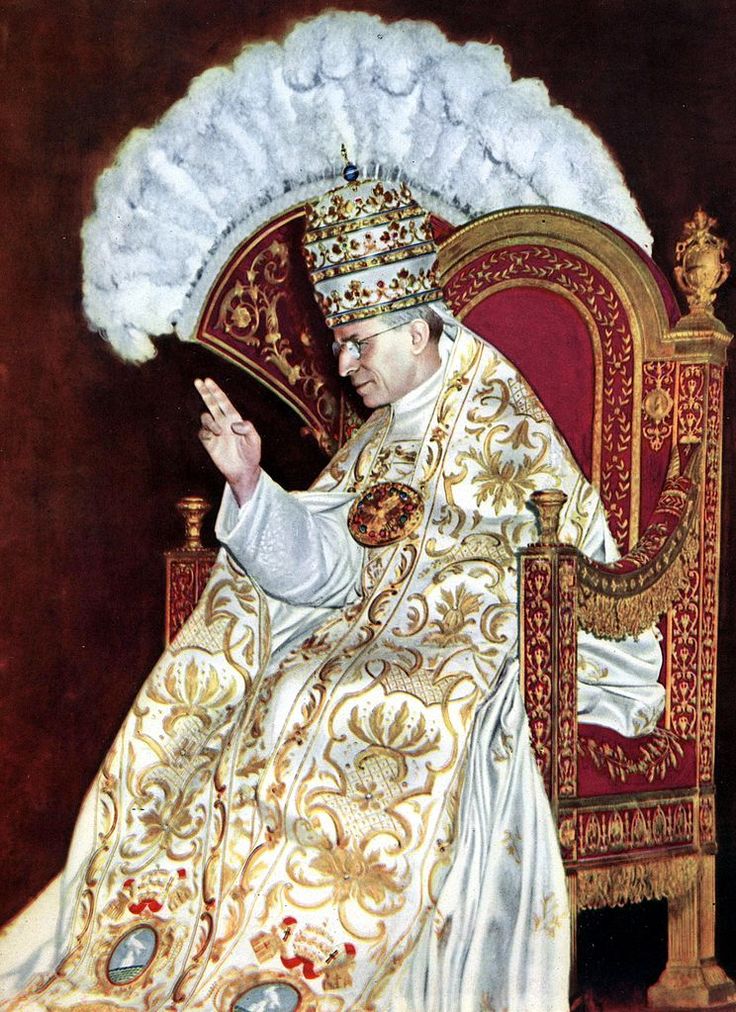 El Papa San <br>Pío XII
