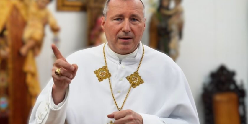 ¡Nuevo vídeo! Mensaje Papal de Su Santidad el Papa Pedro III a La FSSPX